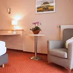 Отель Mueritz-strandhotel
