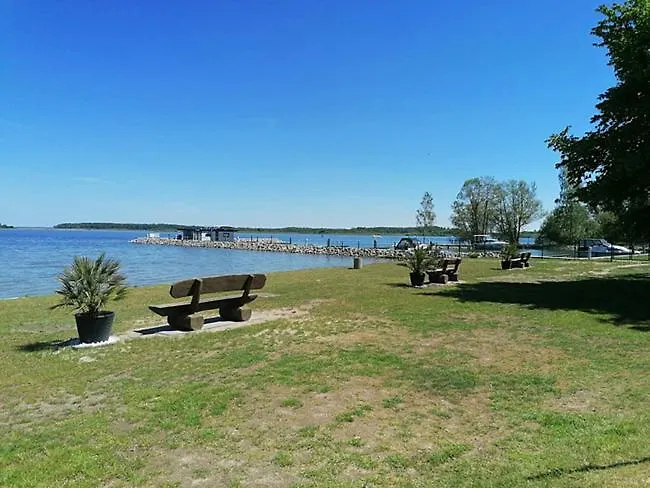 Отель Mueritz-strandhotel Рёбель